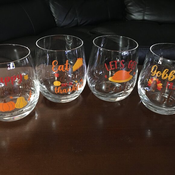 Holiday Wine Glasses-Thanksgiving Wine Glasses Set of 4 - Picture 2 of 6